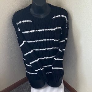 Women’s American Eagle sweater